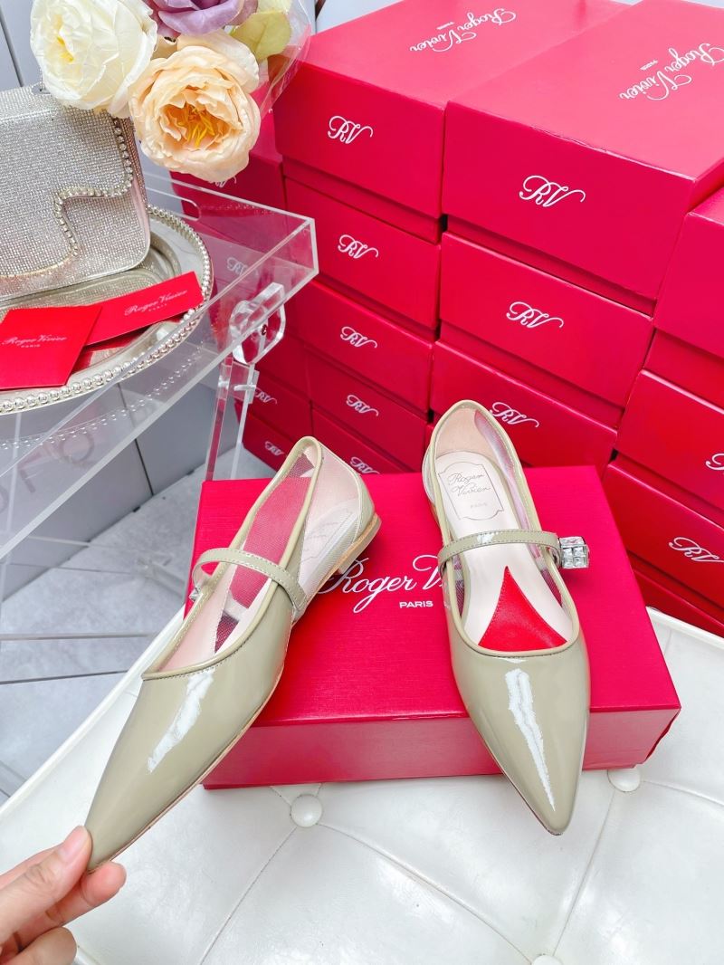 Roger Vivier flat shoes